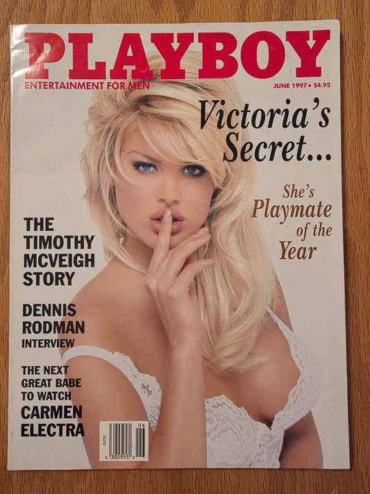 June 1997 Playboy - Carmen Electra